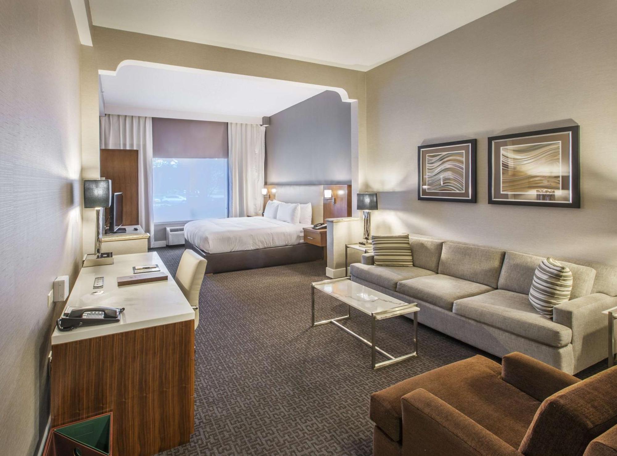 Doubletree By Hilton Nanuet Hotel Kültér fotó